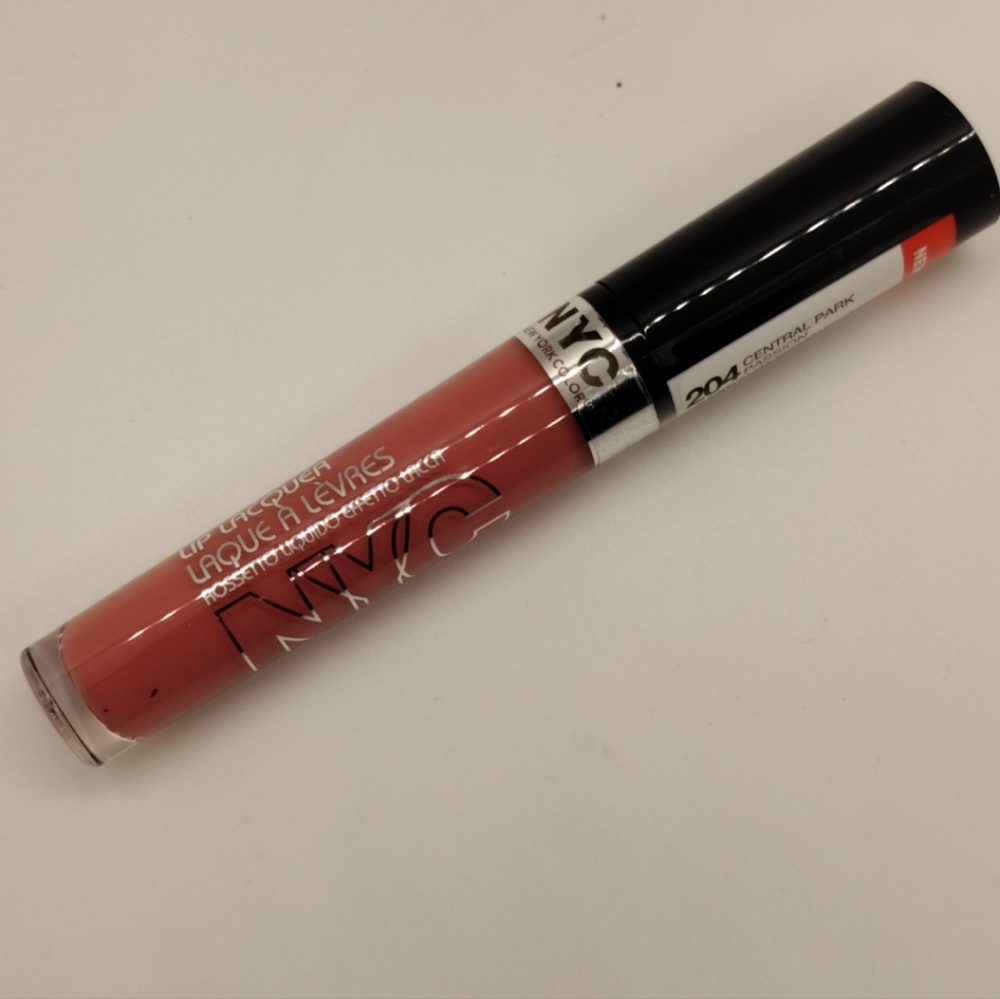 NYC New York Color Expert Last Lip Lacquer, #204 Central Park Passion